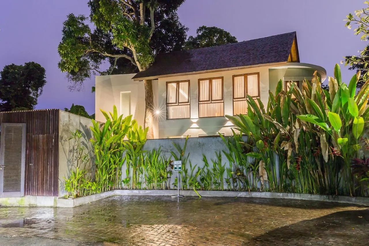 Ajiorqo Villa Seminyak Indonesien